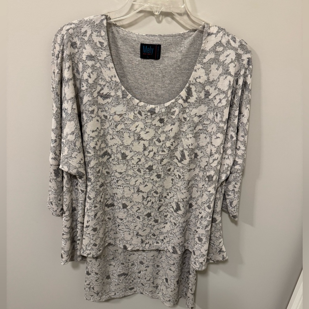 Gray Patterned Women's Top